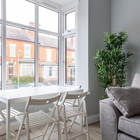 Stunning Property Fully Refurbished バーミンガム エクステリア 写真