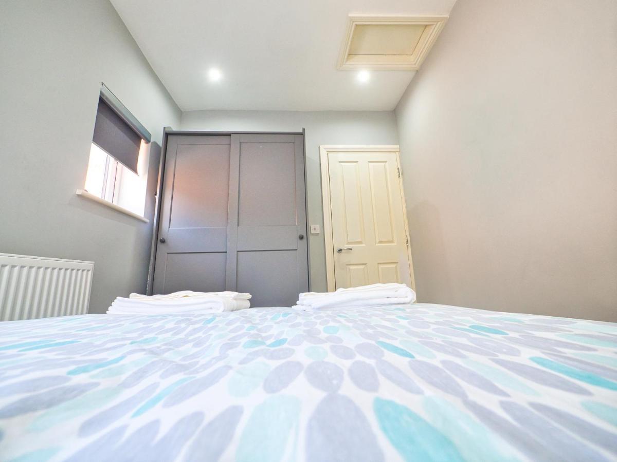 Stunning Property Fully Refurbished バーミンガム エクステリア 写真