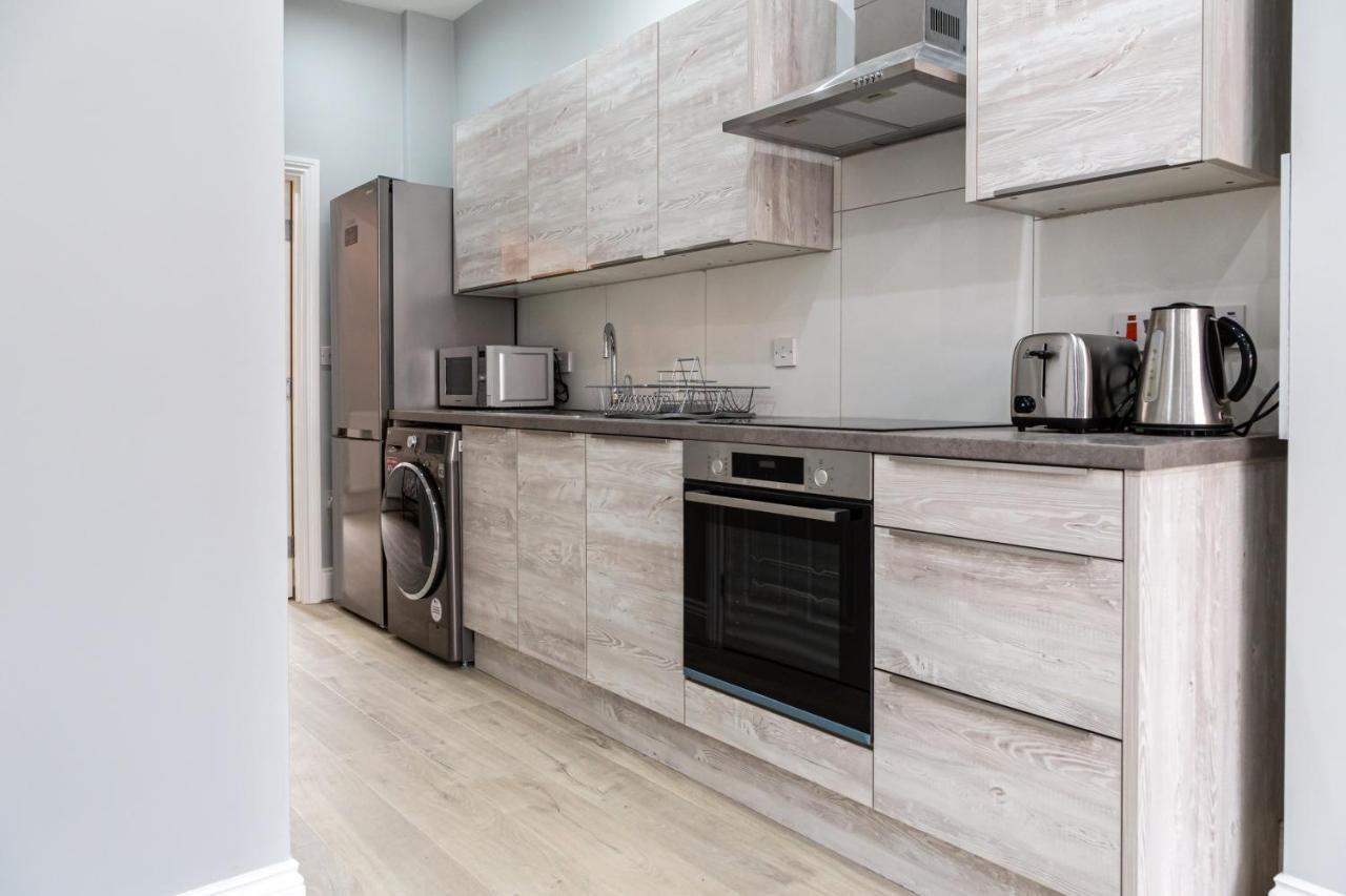 Stunning Property Fully Refurbished バーミンガム エクステリア 写真