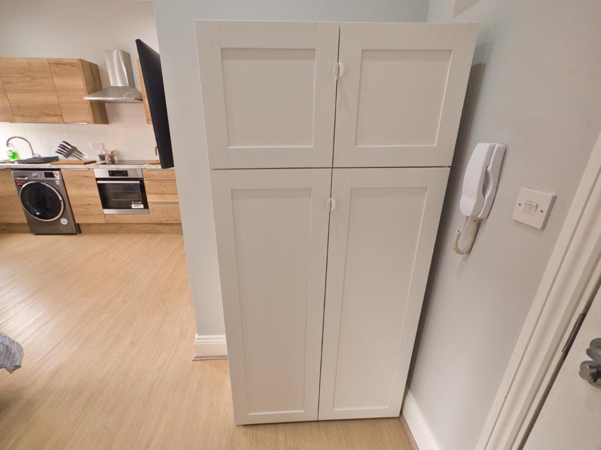 Stunning Property Fully Refurbished バーミンガム エクステリア 写真