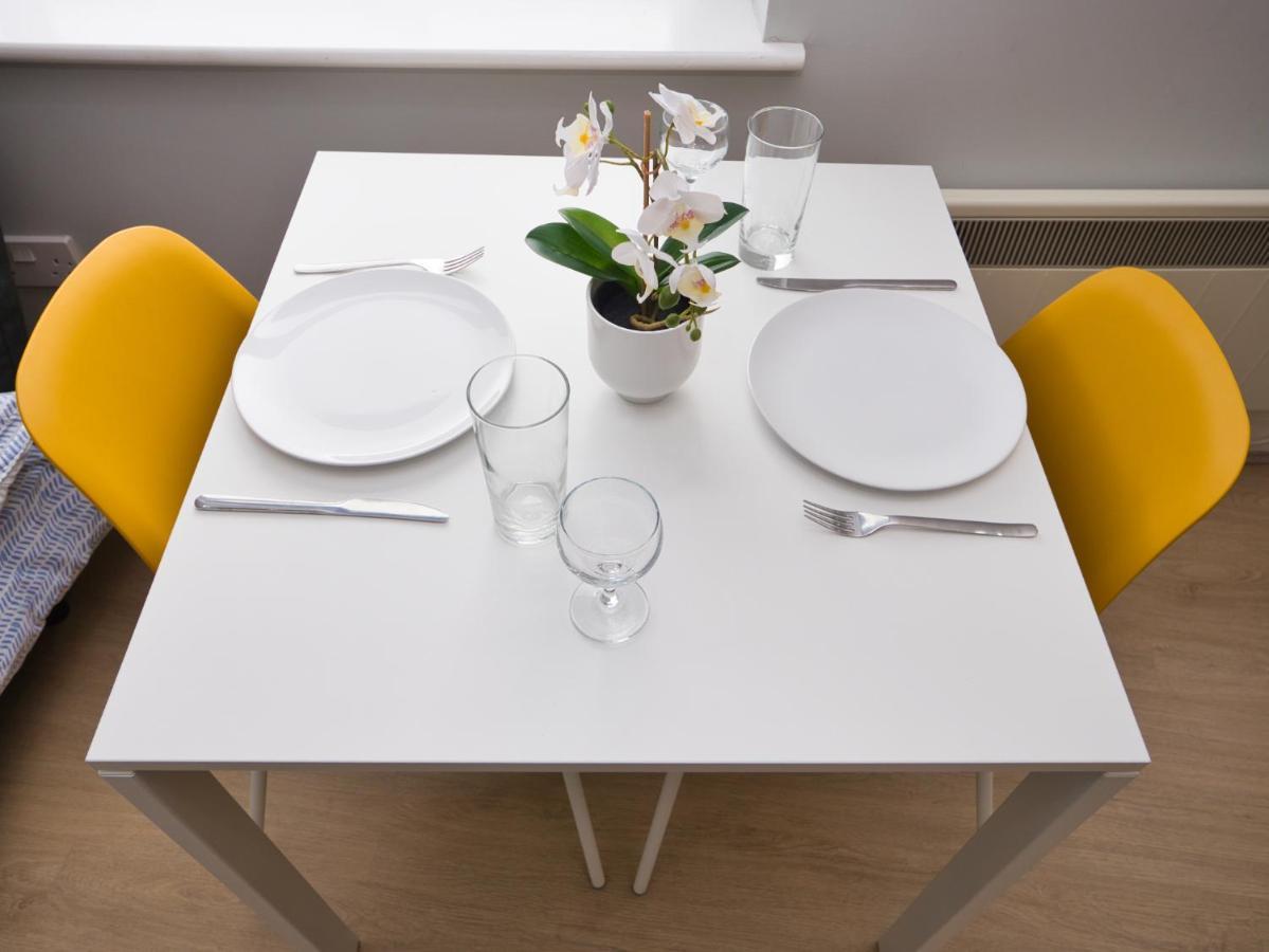 Stunning Property Fully Refurbished バーミンガム エクステリア 写真
