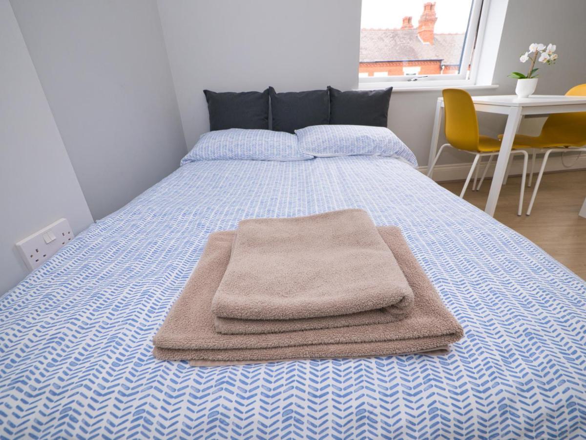 Stunning Property Fully Refurbished バーミンガム エクステリア 写真